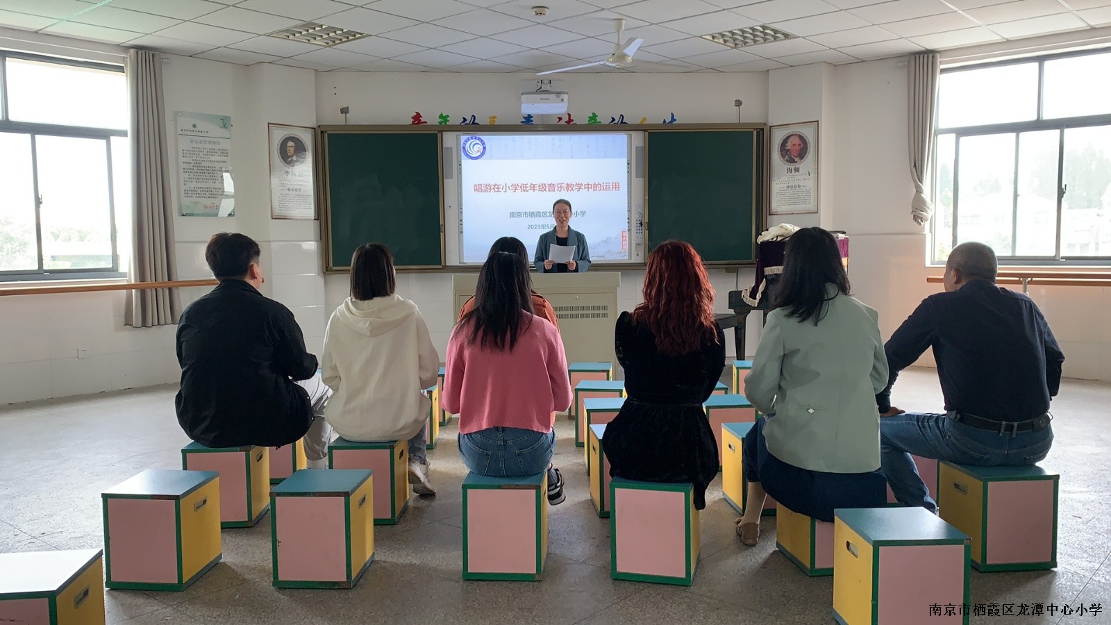 【灵美龙小】唱游在小学低年级音乐教学中的运用