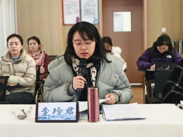 241219深耕细耘结硕果 专家引促成长——记栖霞区教育科学“十四五”规划2021年度立项课题结题论证会活动 马思睿_html_3f079715.jpg
