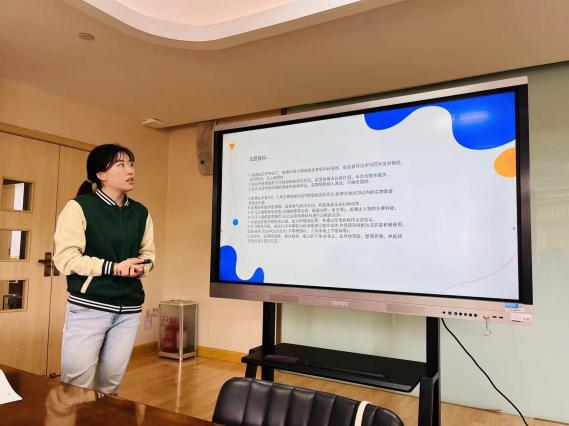 221009主题汇报齐交流 互学共探促提升——栖幼五福园课程中心组教研活动（三）_html_m13fb532e.jpg
