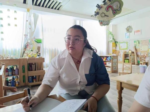 230522乐玩角色游戏 悦享智慧教研——记栖霞幼儿园石埠湾园角色游戏教研组活动  万紫薇_html_m369c5a22.jpg