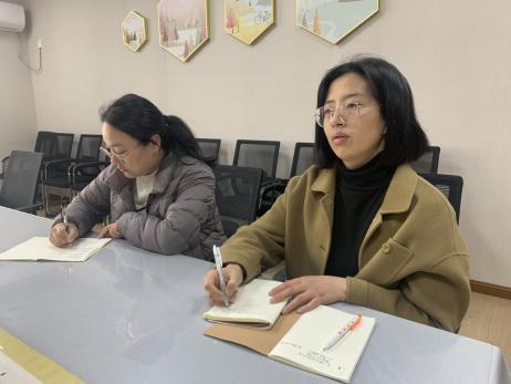 240320主题审议把方向 课程实施促发展--栖霞幼儿园翡翠天悦园课程中心组活动_html_172cff9d.jpg