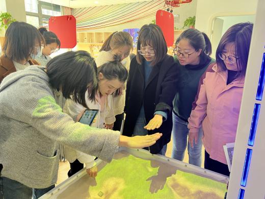 220303一沙一世界，方寸见神奇——记栖霞幼儿园翡翠天域园业务培训活动_html_783bb6da.jpg