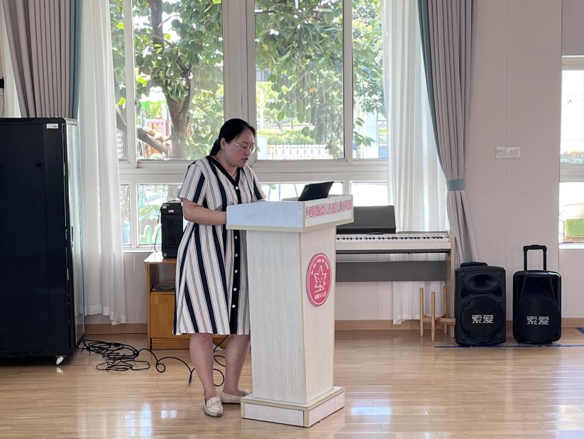 230901初心永在 积步以远——栖幼红枫园师德师风警示教育-副本_html_m1b6ca532.jpg