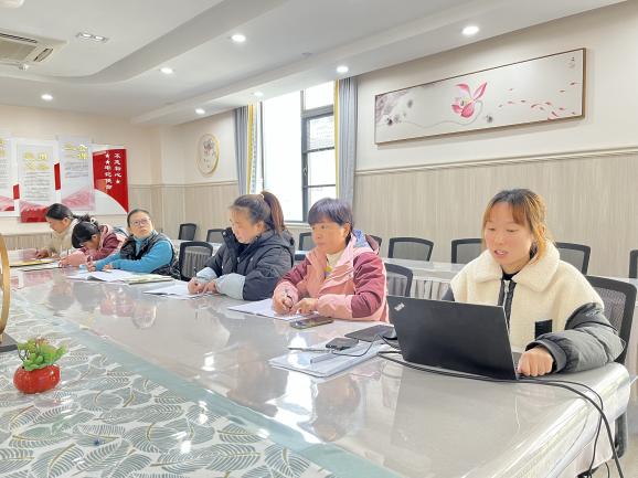 221205守教育初心 担育人使命——栖霞幼儿园石埠湾园师德学习暨师德警示教育 朱美安_html_m4f2c6c2b.jpg