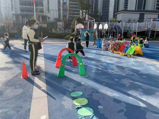 【枫香栖幼】自主晨锻 绽放活力——栖幼翡翠天悦园晨间锻炼评比活动