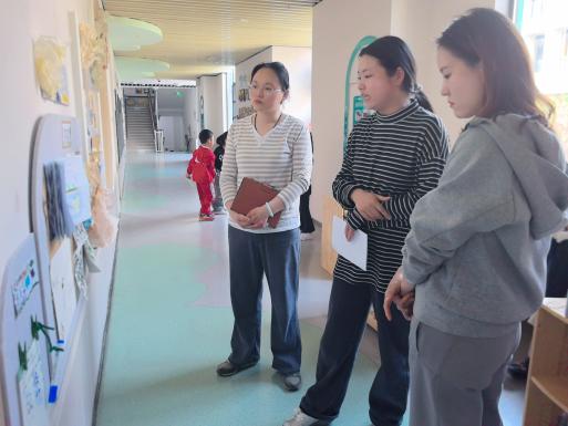 250326共筑表征之墙 同探成长之路——栖霞幼儿园石埠湾园主题墙评比活动_html_52e7e830.jpg