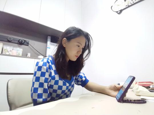 家校携手 共育希望_html_2beee5d6.jpg