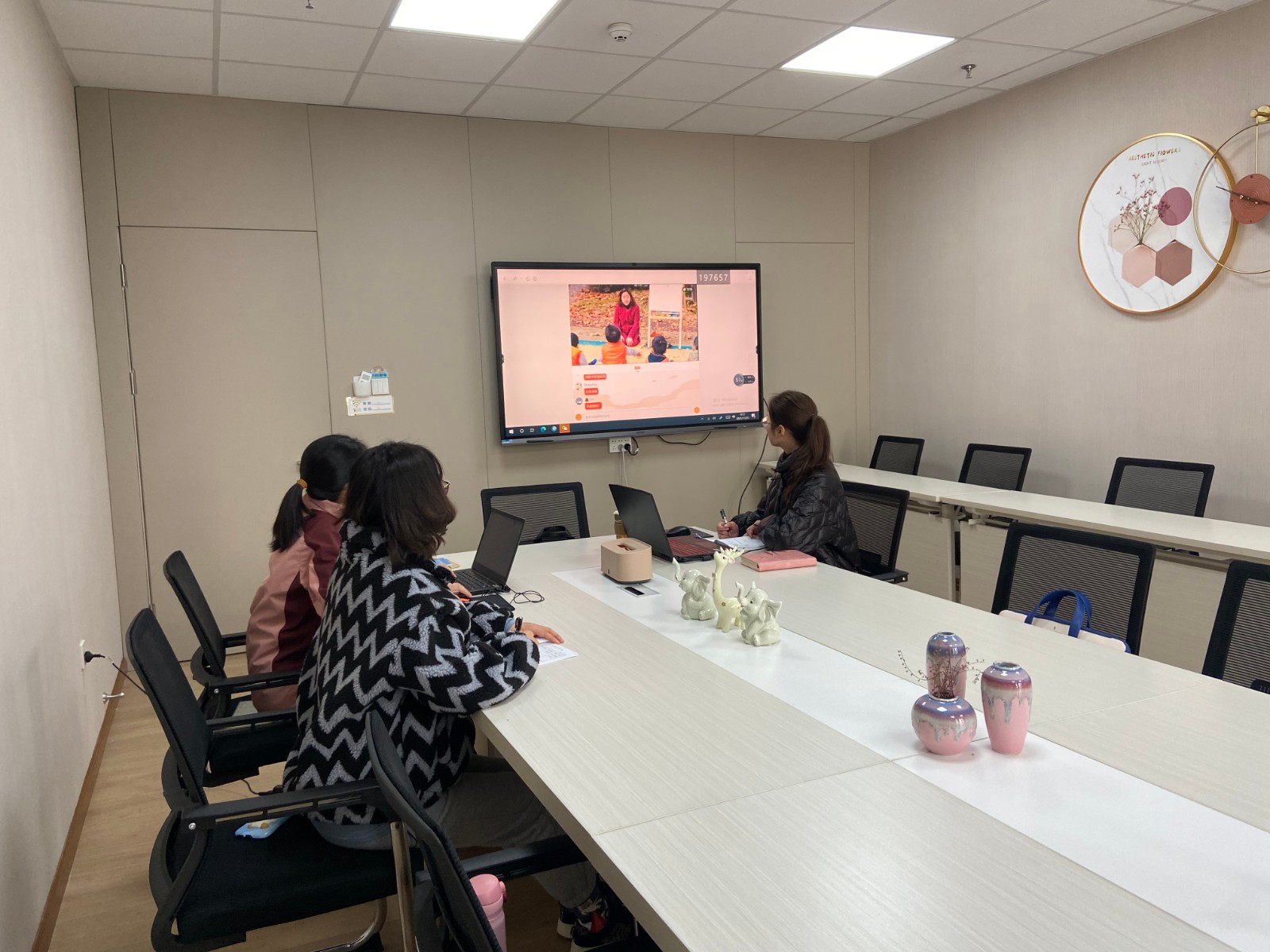 【枫香栖幼】童心玩科学 快乐研教学  ——栖幼翡翠天悦园参加南京市幼儿园科学领域观摩研讨活动