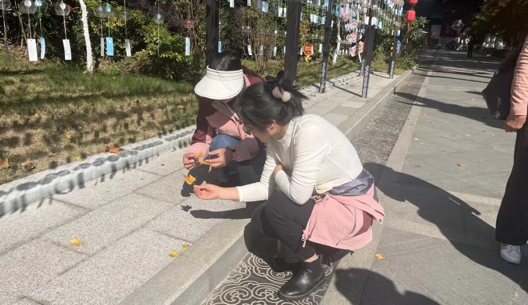 251105探寻山林奥秘 点亮课程微光——栖霞幼儿园五福园课程中心组教研活动（五）_html_70460520.jpg