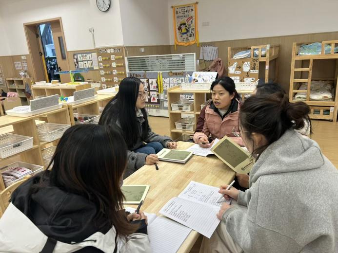 20251114探寻自然奥秘 深耕课程实践——栖幼云栖园大班年级组课程审议活动_html_m66ec046f.jpg