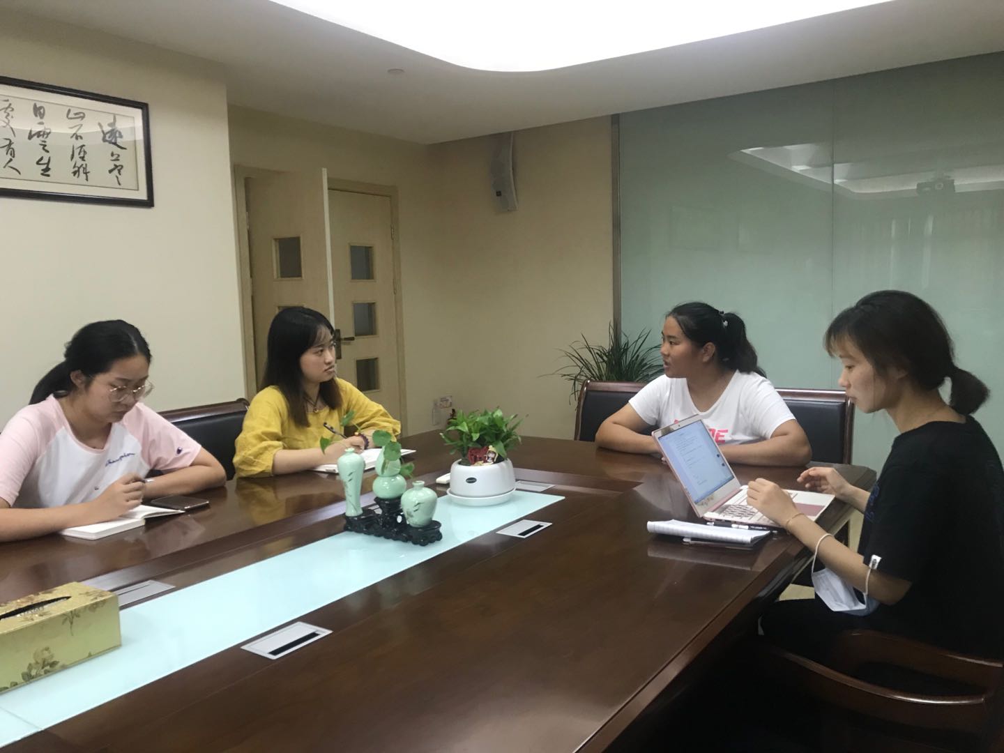 【枫香栖幼】传统节日资源多 课程审议促成长 ——栖霞幼儿园五福园课程中心组会议（二）