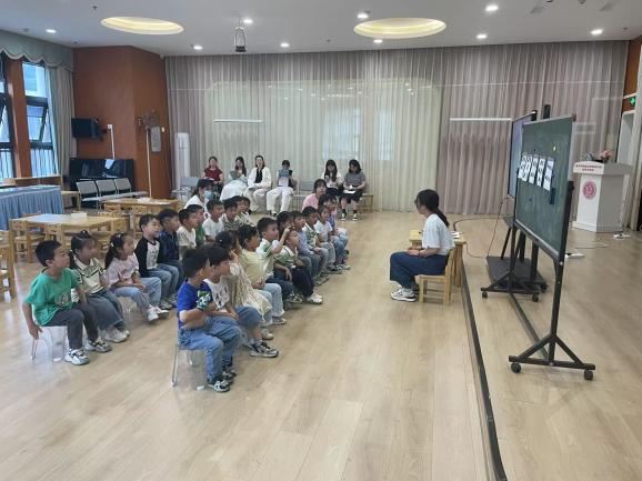 250515融合共育 师幼共长——栖霞幼儿园翡翠天域融合教育教研组活动_html_mf9a26fc.jpg