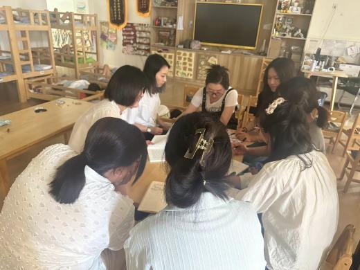 240530聚焦课程审议 助力主题实施大班年级组《我是中国娃》课程后审议暨生成主题课程前审议_html_3472defb.jpg