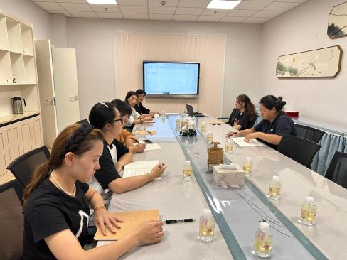 【枫香栖幼】专业引领明方向 课题研讨促提升  栖霞幼儿园翡翠天域园课程中心组活动报道