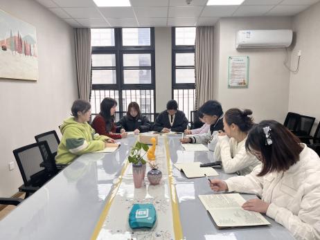 240307优化环境 美化园所——栖霞幼儿园翡翠天悦园环境教研组公共环境近期安排docx_html_1350fd6.jpg
