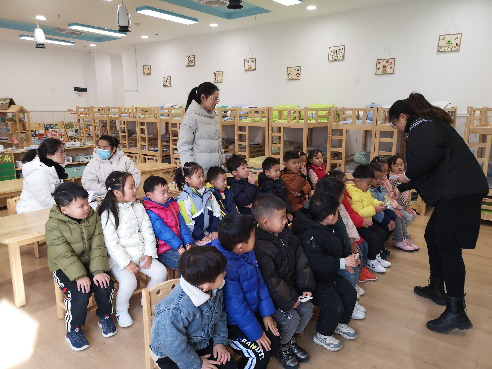 【枫香栖幼】开放展示引反思  巡查观摩促提升 ——翡翠天域幼儿园教育教学巡查暨半日活动开放活动