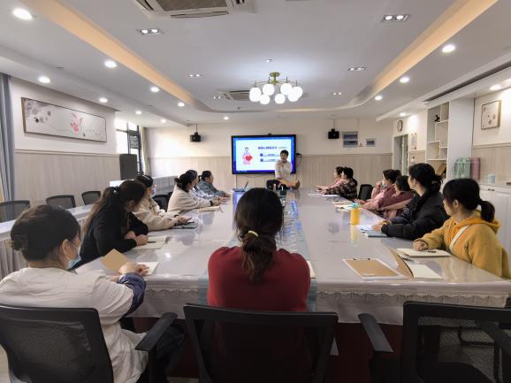 231116预防在心 健康在行——栖幼石埠湾园急救知识培训活动_html_47bd27f9.jpg