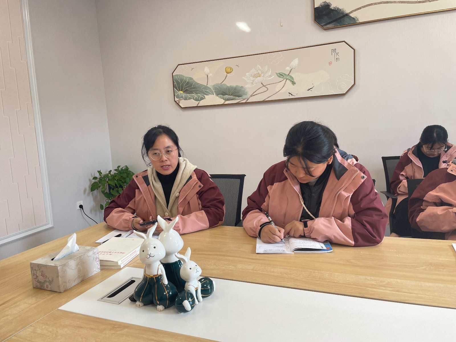 【枫香栖幼】家事是国事，教育无小事 ——记栖幼翡翠天域园师德专项学习