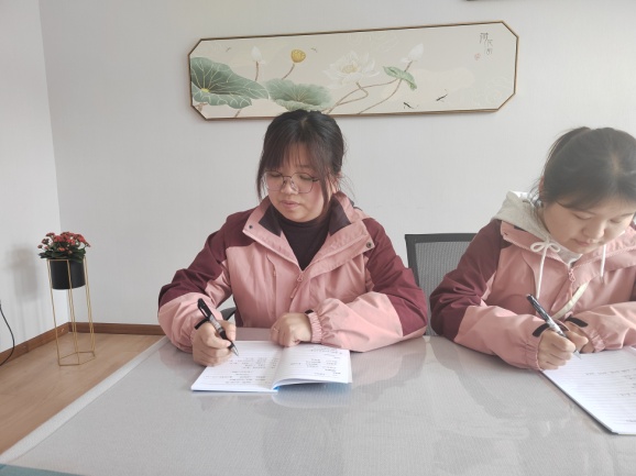 230302教有所研 师有所长——栖霞幼儿园翡翠天域园游戏教研组研讨活动_html_m69f25a6f.jpg