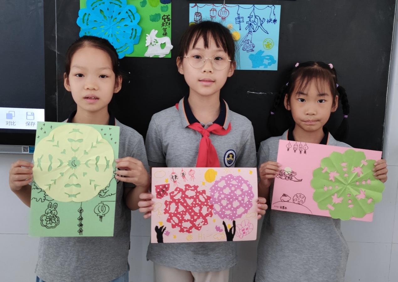 【博学广志】“绘”中秋 月团圆——金小广志路校区“情系中秋”美术特色活动_html_70d3bde6.jpg