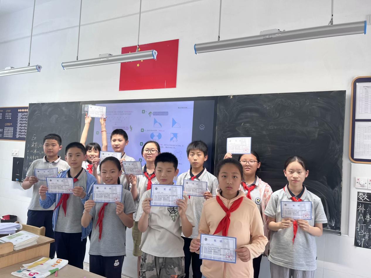【博学广志】“比”出速度 “算”出精彩——金陵小学广志路校区五年级“争当计算小能手”数学单项竞赛_html_m5d05d3ce.jpg