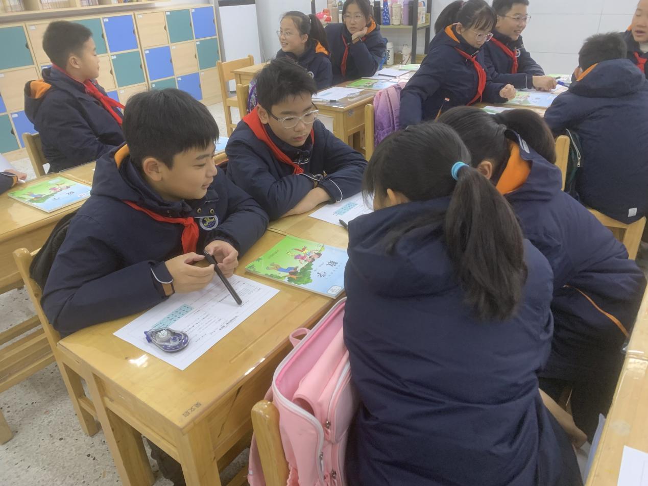 【博学广志】探索数学奥秘，启航代数之旅——记金陵小学广志路校区数学组教研（11） (1)_html_m50642b86.jpg