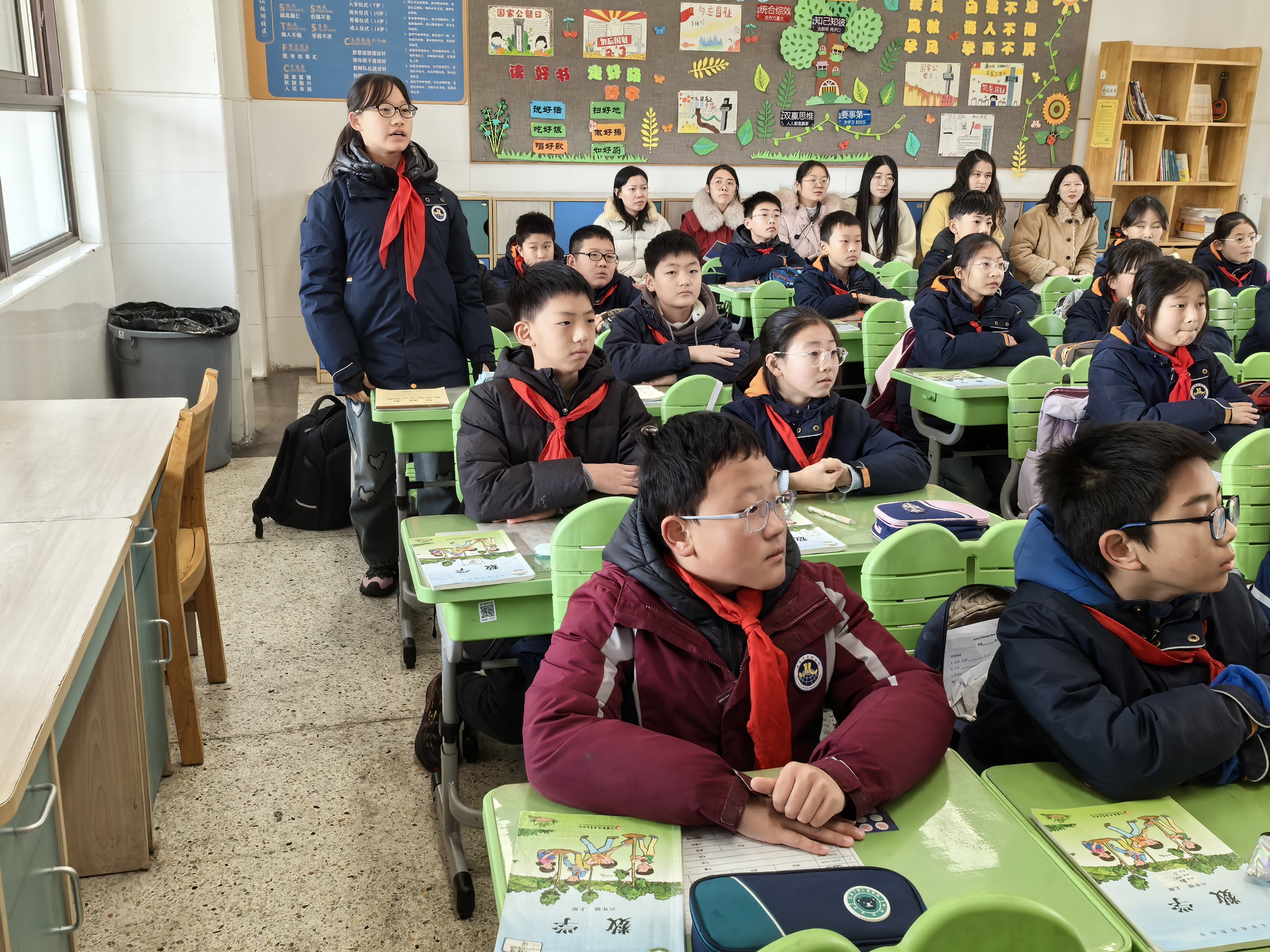 【湖畔·童化课堂】巧用“旧知识”  解决“新问题”——数学校本研修之课例研讨（246）_html_3263104c.jpg