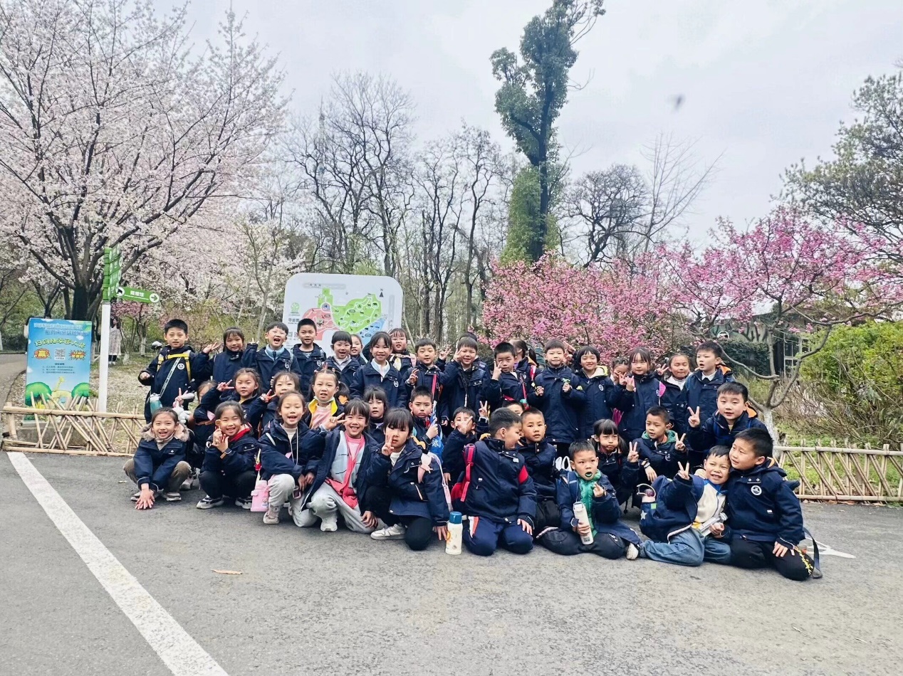 【湖畔·学生活动】探秘红山动物园——记金陵小学（仙林湖校区）一年级春季社会实践活动_html_13ece7b.jpg