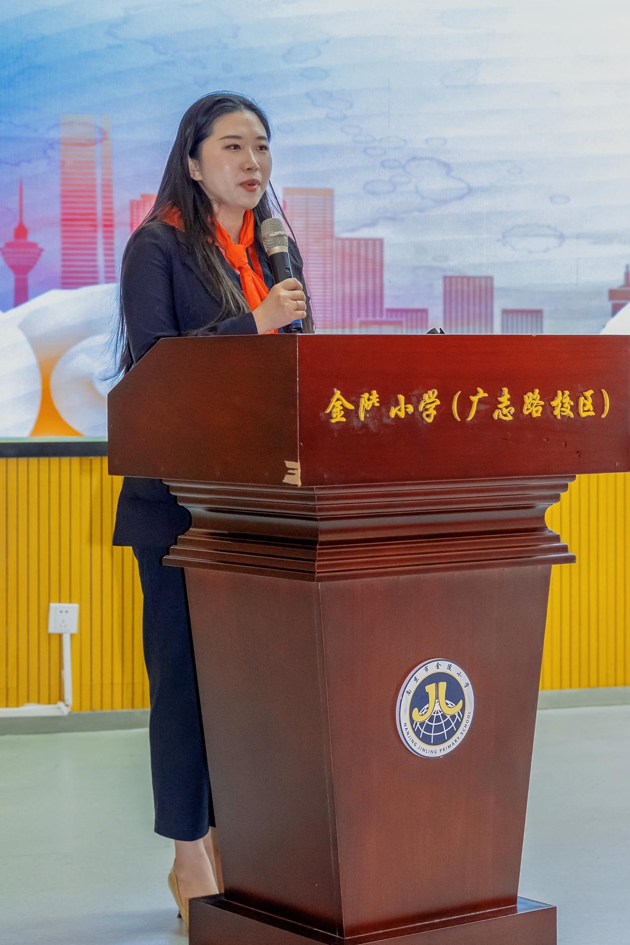 【博学广志】拥抱新时代 奋进新征程——中国少年先锋队南京市金陵小学第三次代表大会成功召开_html_56b53504.jpg