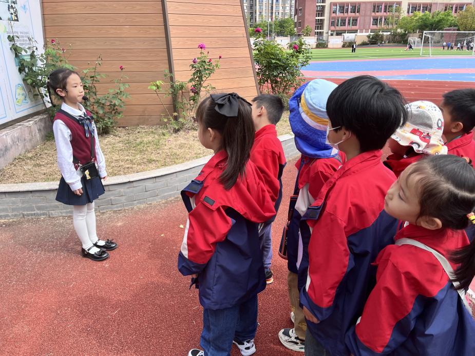幼小衔接入校园，携手共育伴成长——金陵小学（仙林湖校区）与幼儿园幼小科学衔接交流活动（七）_html_m63edb315.jpg