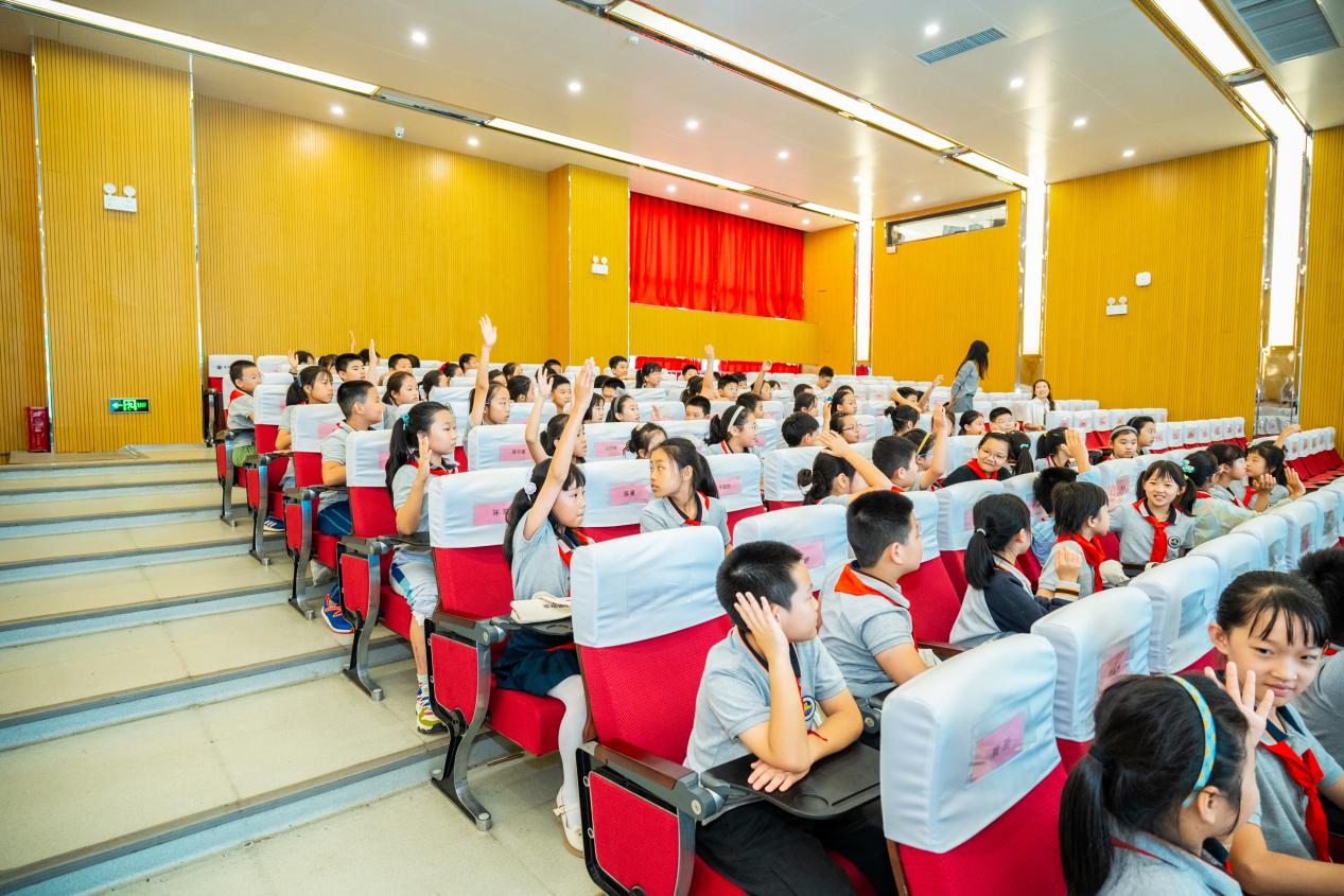 【博学广志】“信息破茧·网络安全伴我行”——金陵小学（广志路校区）网络安全活动讲座_html_3bd6828b.jpg