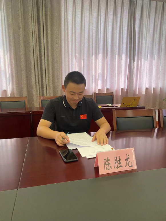【博学广志】科研专家助成长，结题论证提质量_html_7d566be5.png