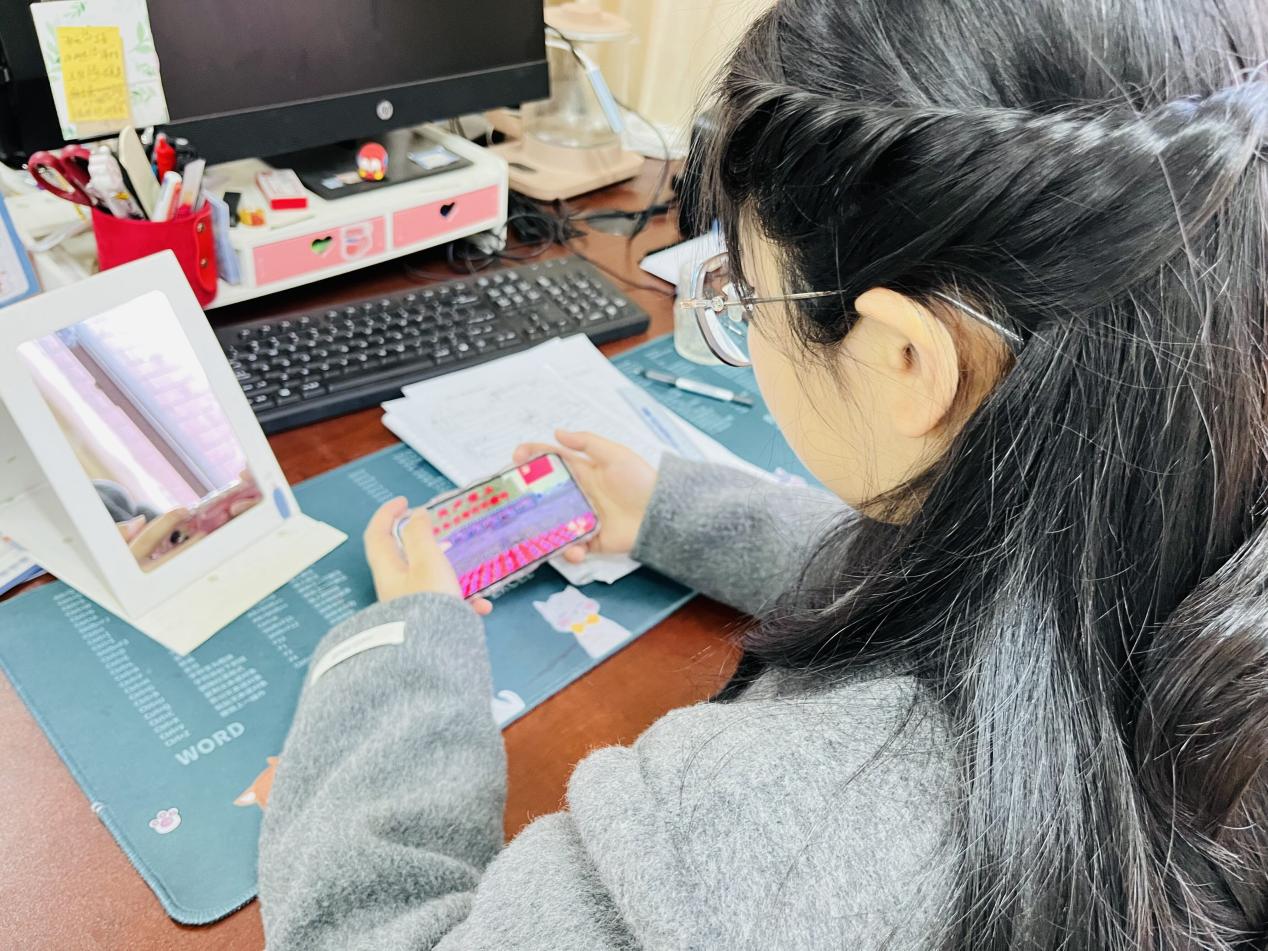 【湖畔·先锋示范】（党建特色）心中有信仰，脚下有力量 ——南京市金陵小学仙林湖校区党支部《榜样7》学习活动_html_m55a2d2c7.jpg