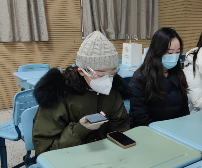 【博学广志】沙龙凝聚智慧 交流促进成长 ——金小广志美术组校本主题研讨沙龙活动（九）_html_m7745ba57.png