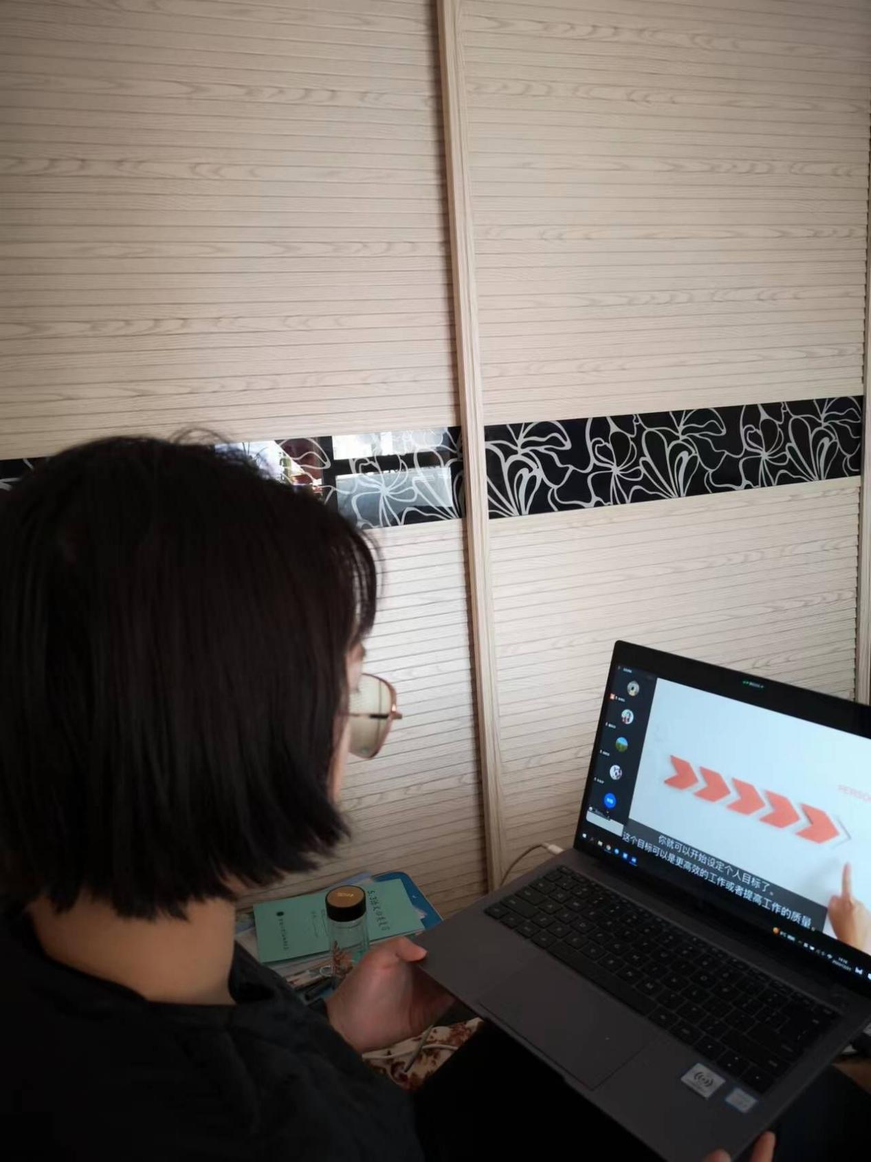 【湖畔·班队活动】居家学习 健康生活——金陵小学（仙林湖校区）举行居家生活指导主题班会_html_m5ea928f2.jpg