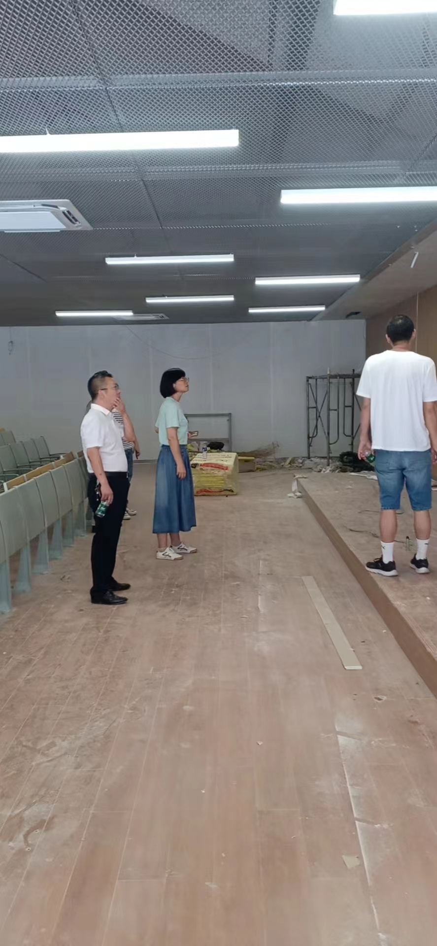 【湖畔·三博论坛】初见•共享•共进_html_775ada3d.jpg
