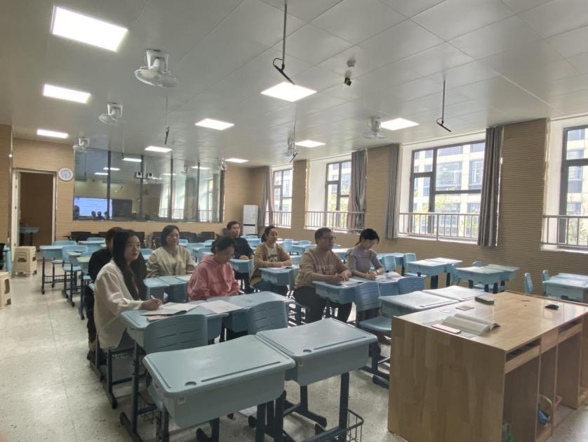 【博学广志】音为有你 乐在其中——记广志路音乐组校本教研（2）docx_html_1c60c4da.jpg