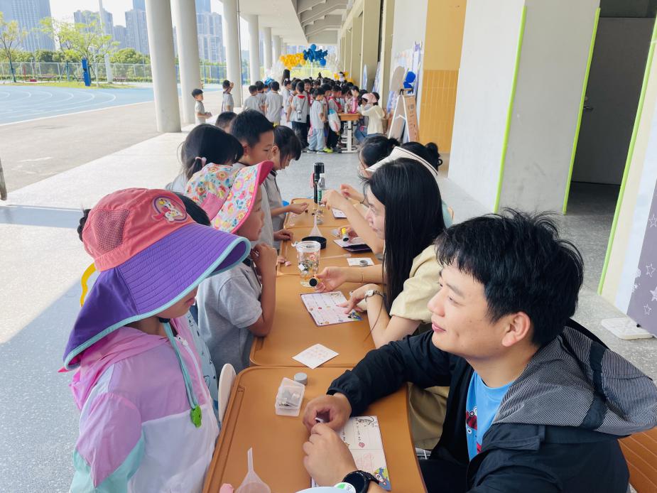 赋趣于乐炼技能，逐梦九天提素养——“你好，太空！”金陵小学（仙林湖校区）学科游园活动_html_3d3d2467.jpg