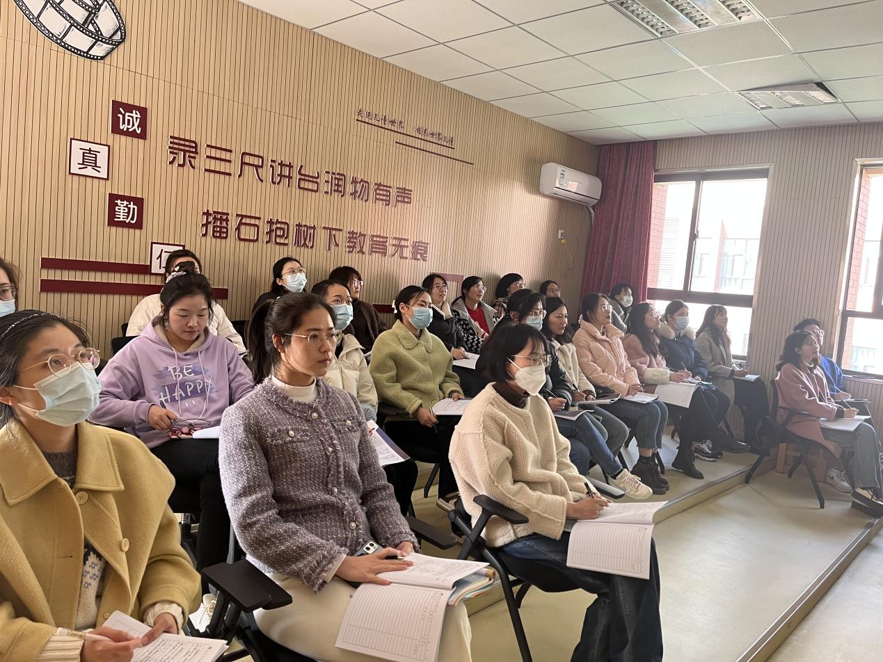 【湖畔·童化课堂】勤研善教促交流，共同学习促成长——数学校本研修之课例研讨（162）_html_389dbbd9.jpg