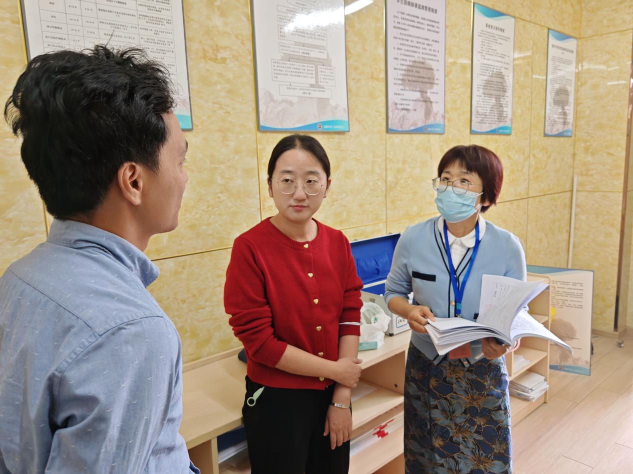 【湖畔·协同育人】课程落实展新篇，督学引领促发展——金陵小学（仙林湖校区）10月专项督导_html_m385682f2.jpg