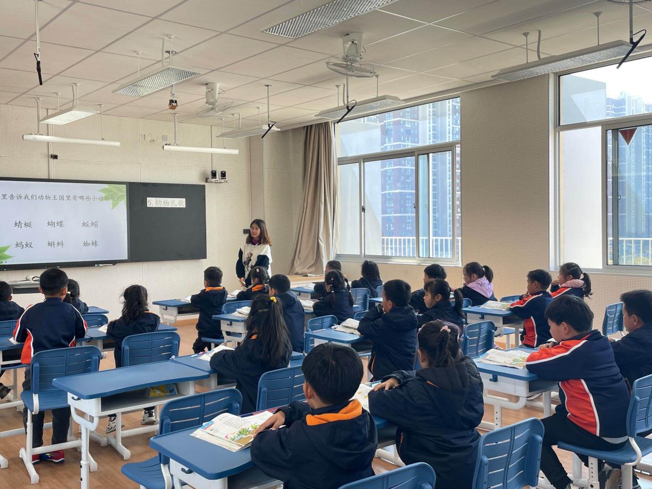 【湖畔· 童化课堂】春日意浓浓，同研共成长——记金陵小学（仙林湖校区）语文大组教研_html_m66ecfec1.jpg