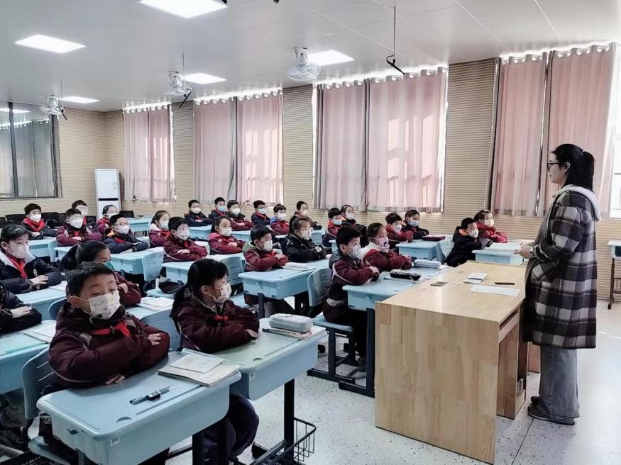 【博学广志】聚焦关键语段  趣学寓言故事——金陵小学广志路校区语文组校本教研活动_html_m4f159f9c.jpg