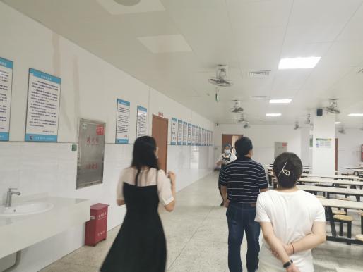 【湖畔光影】责任督学进校园，促进文明城市创建_html_m4bf20e4c.jpg