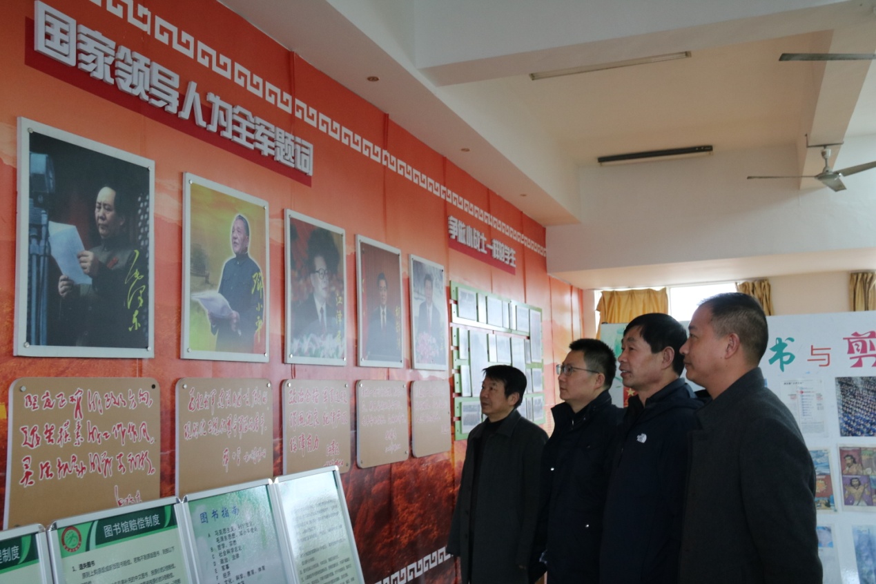 江苏省沭阳高级中学领导来我校参观交流_html_1395ccfe.jpg