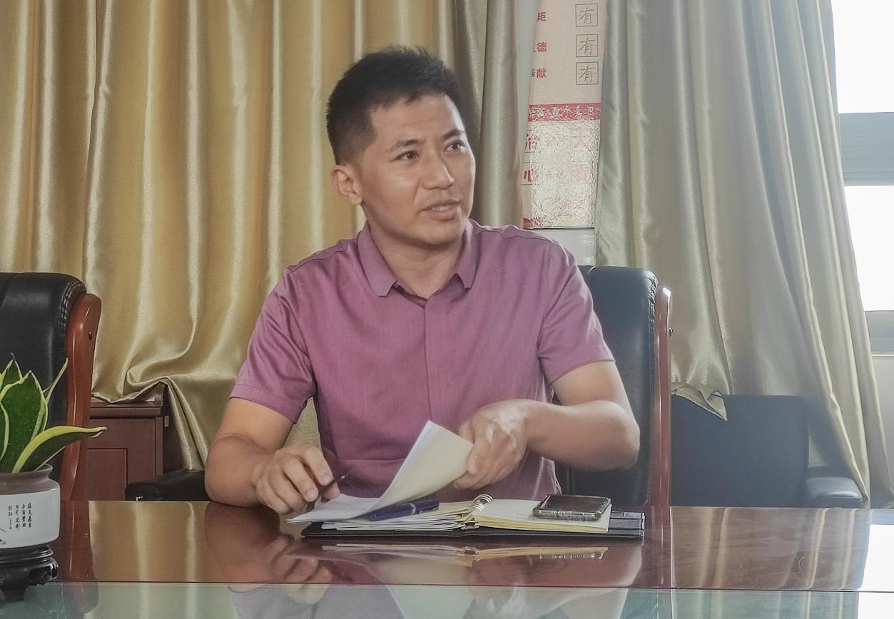 【尊荣营中】薪火相传 青蓝共进——2022年营防中学师徒结对仪式_html_m25e015d4.jpg