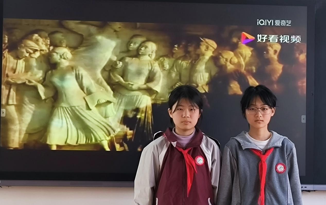 【新闻稿】追寻革命历史足迹传承奋斗创新精神营防中学开展我们的节日清明经典诵读_html_m5d7fb039.jpg