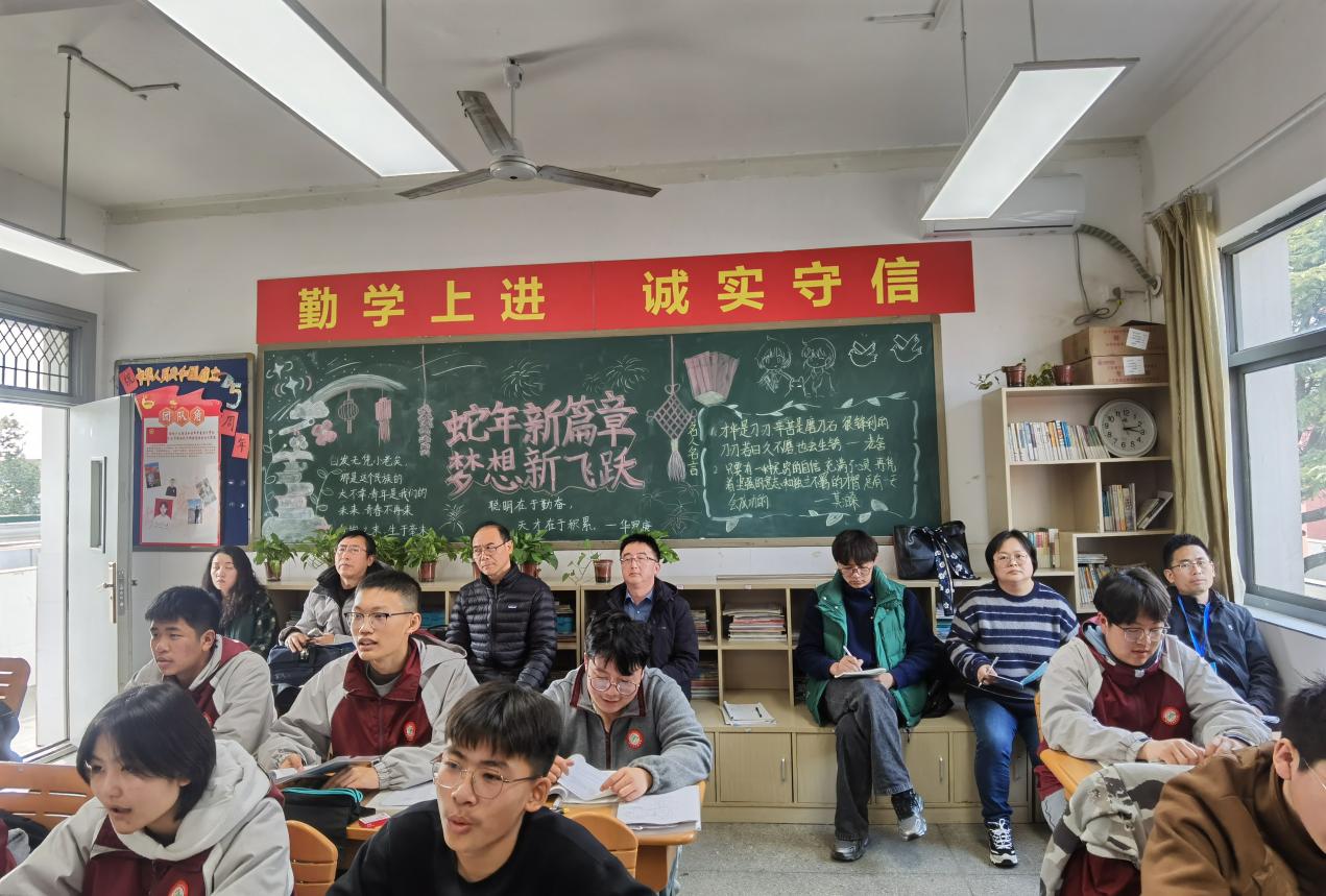 华电—营防德法学科校际联片教研活动新闻稿_html_m49010323.jpg