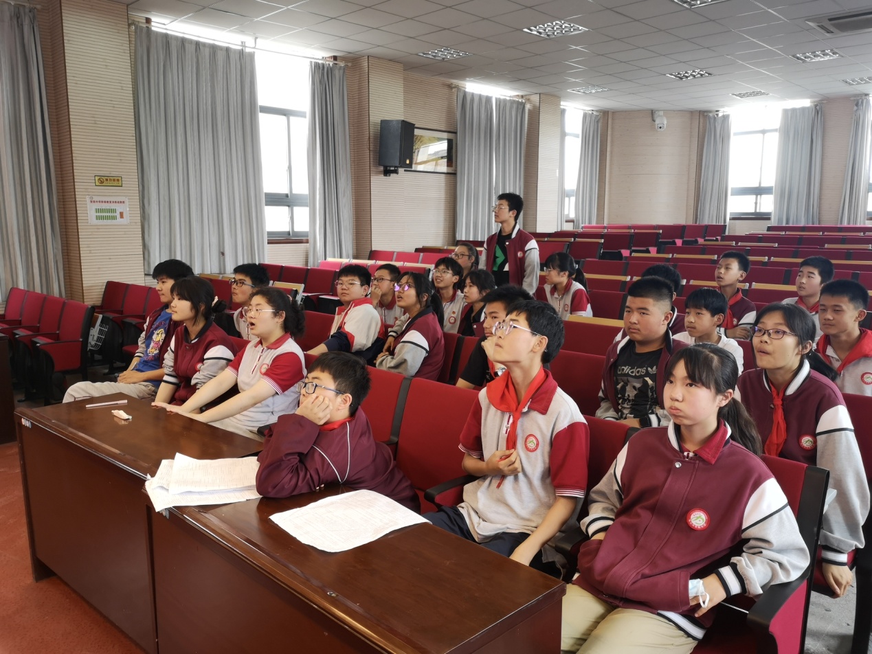 党史知识竞赛新闻稿_html_m2696bcde.jpg
