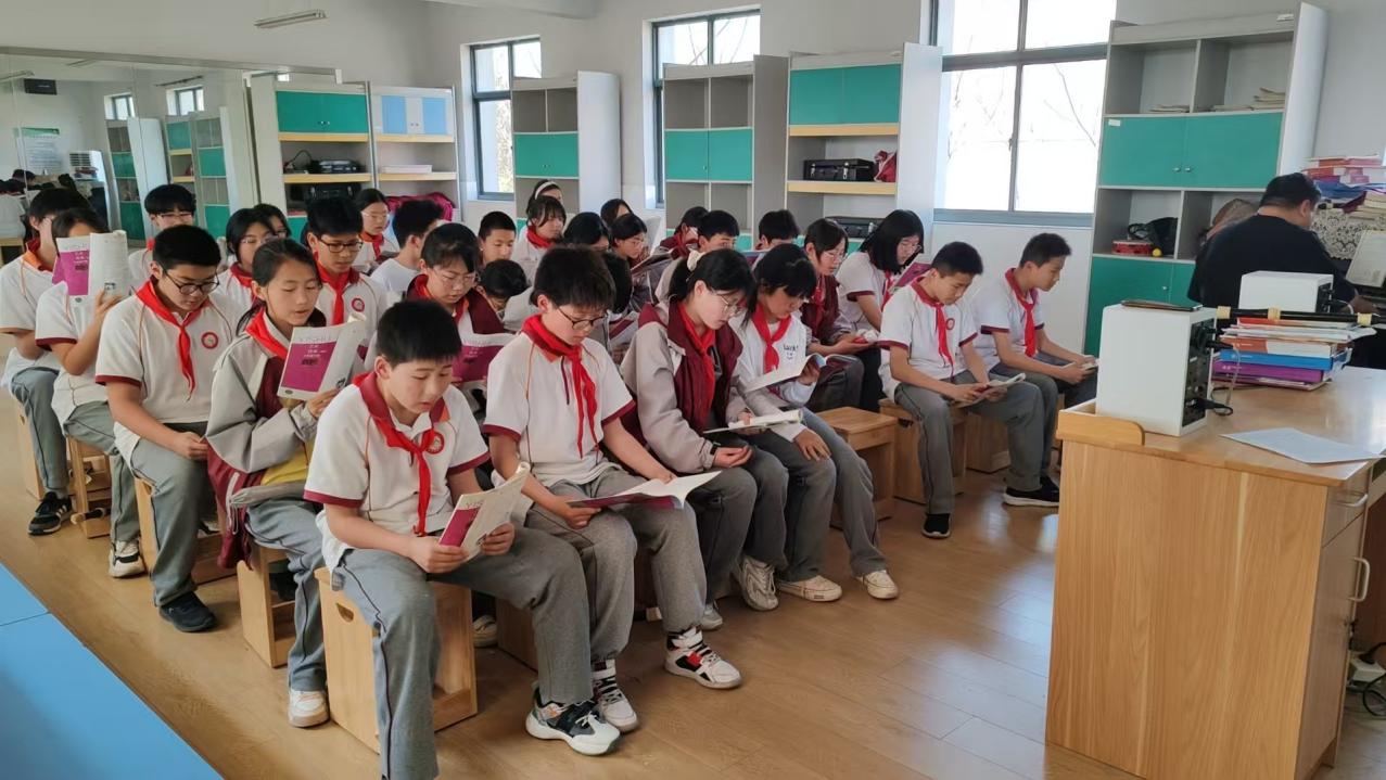 1-8周开课新闻报道_html_m488a8e13.jpg