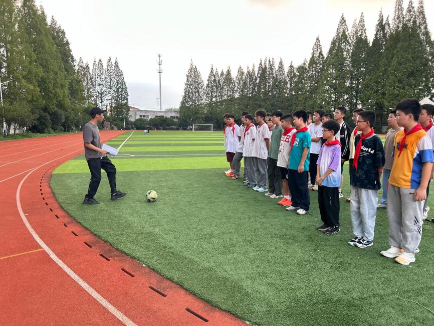 9.19 社团活动_html_m3bccc70d.jpg